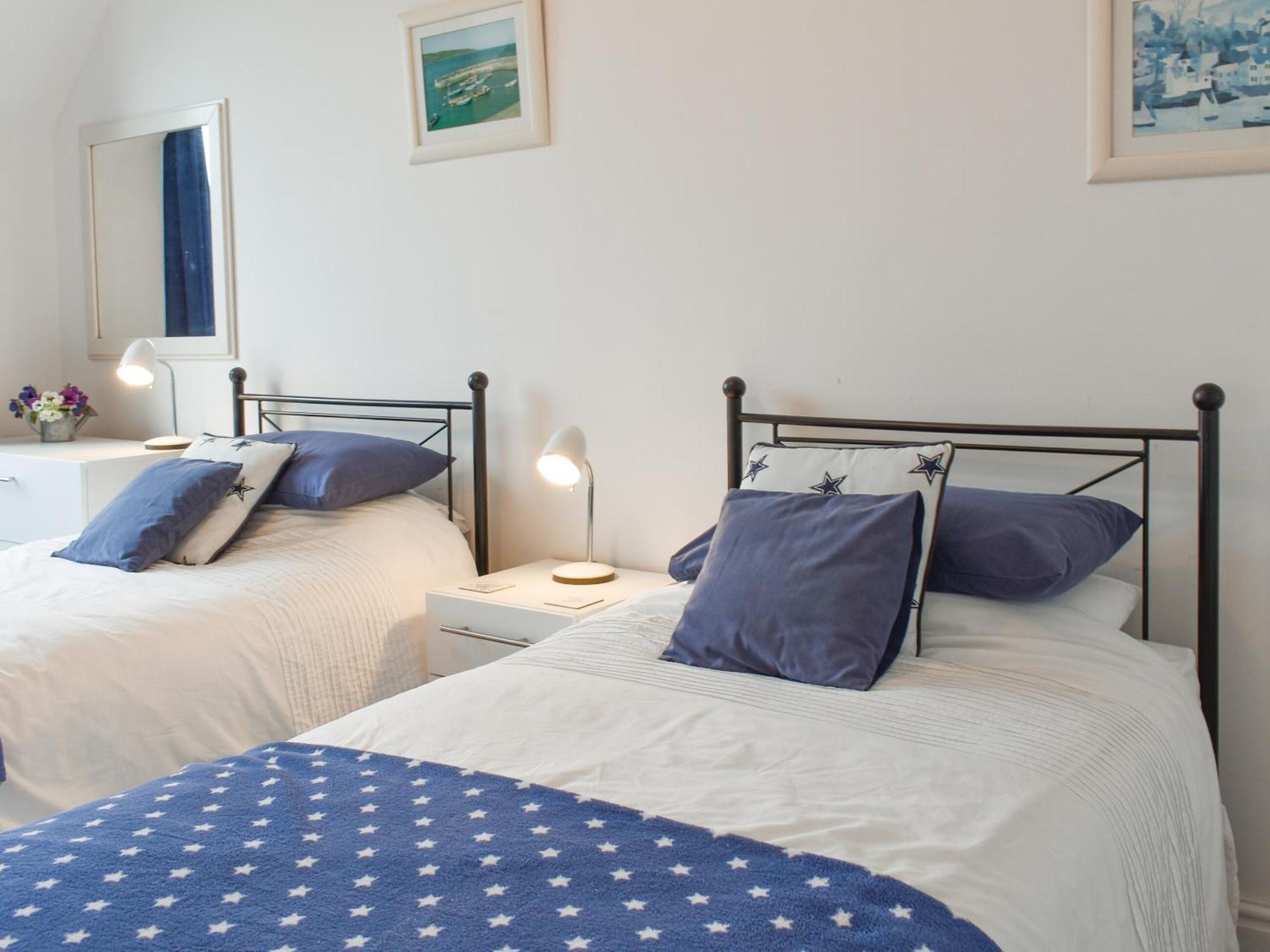 Spindrift Villa Coverack Luaran gambar