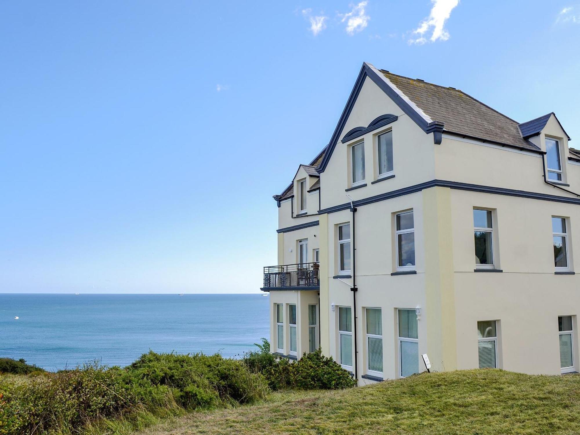 Spindrift Villa Coverack Luaran gambar