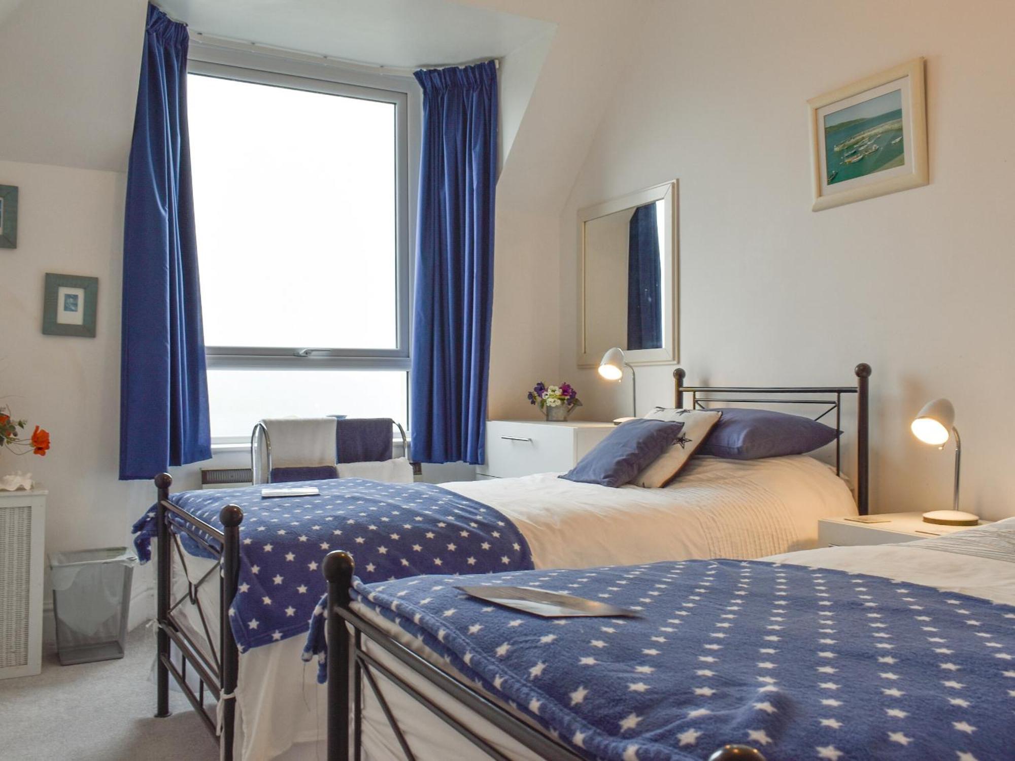 Spindrift Villa Coverack Luaran gambar